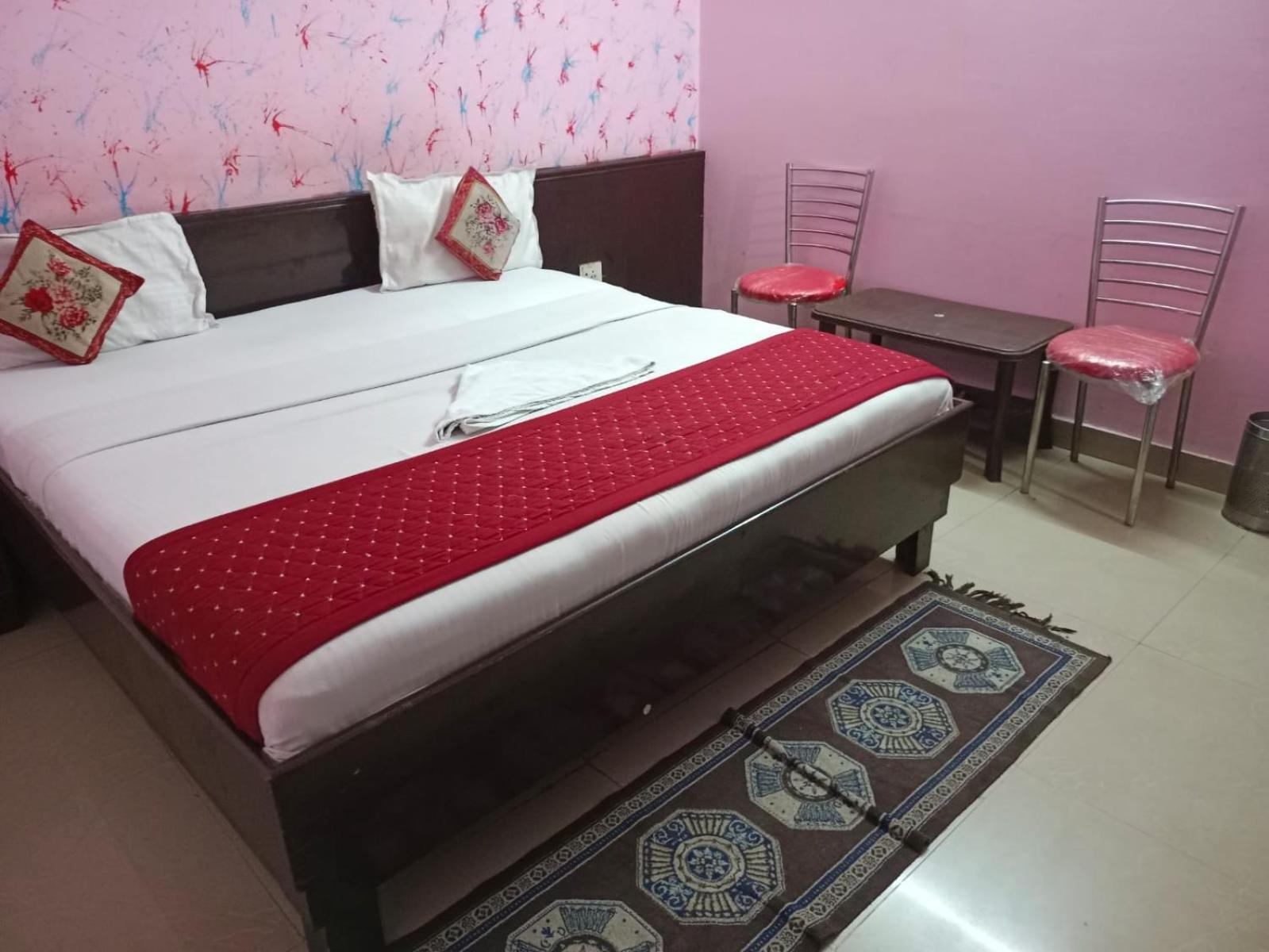 Airport Hotel Pariksheet Inn New Delhi Exteriör bild
