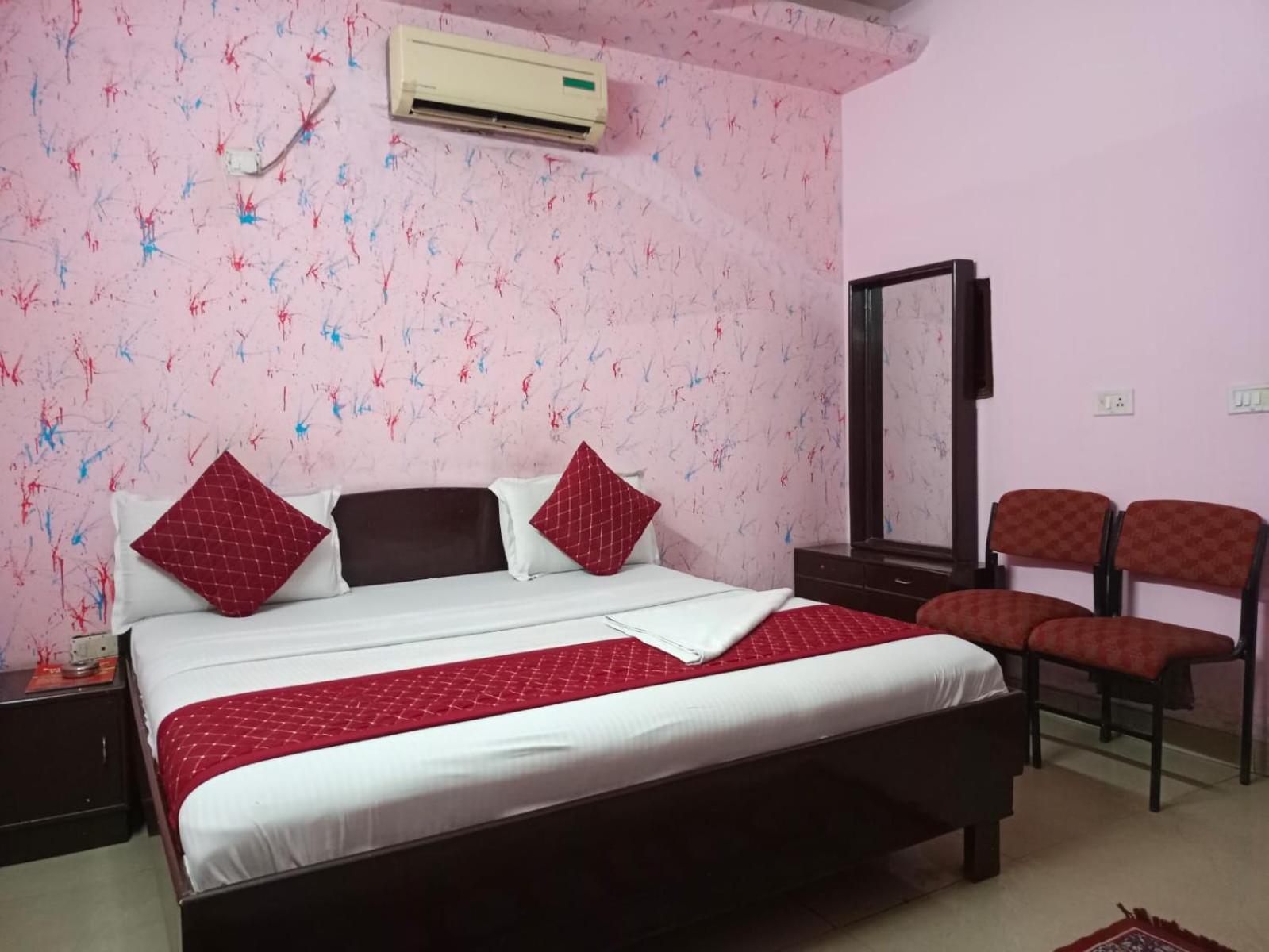 Airport Hotel Pariksheet Inn New Delhi Exteriör bild